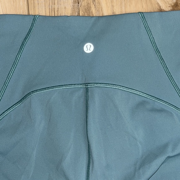 Lululemon Train Times Pant 25" Size 4 - Picture 7 of 7